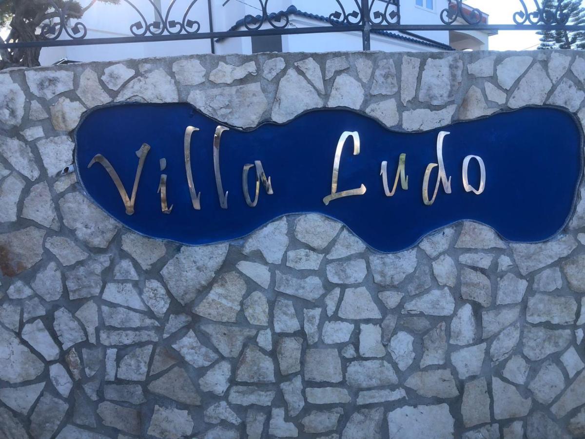 Villa Ludo A Zambrone Tropea Exterior foto