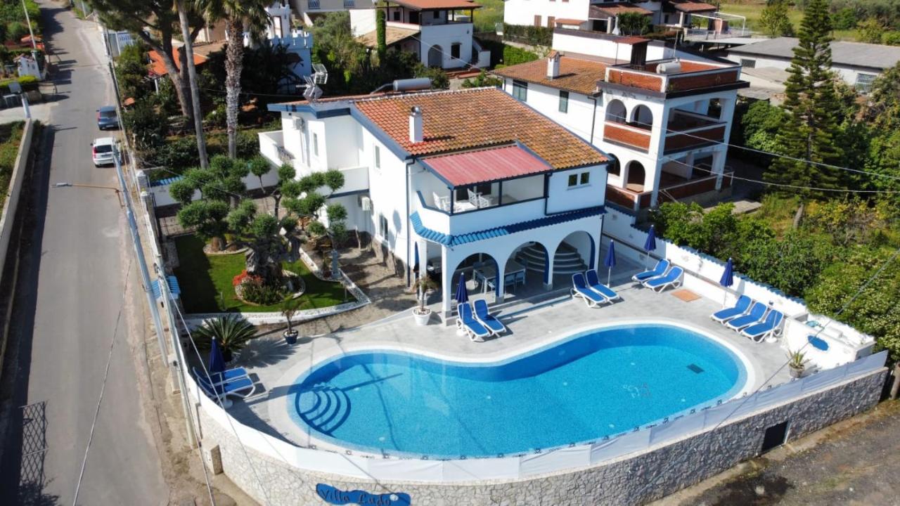 Villa Ludo A Zambrone Tropea Exterior foto