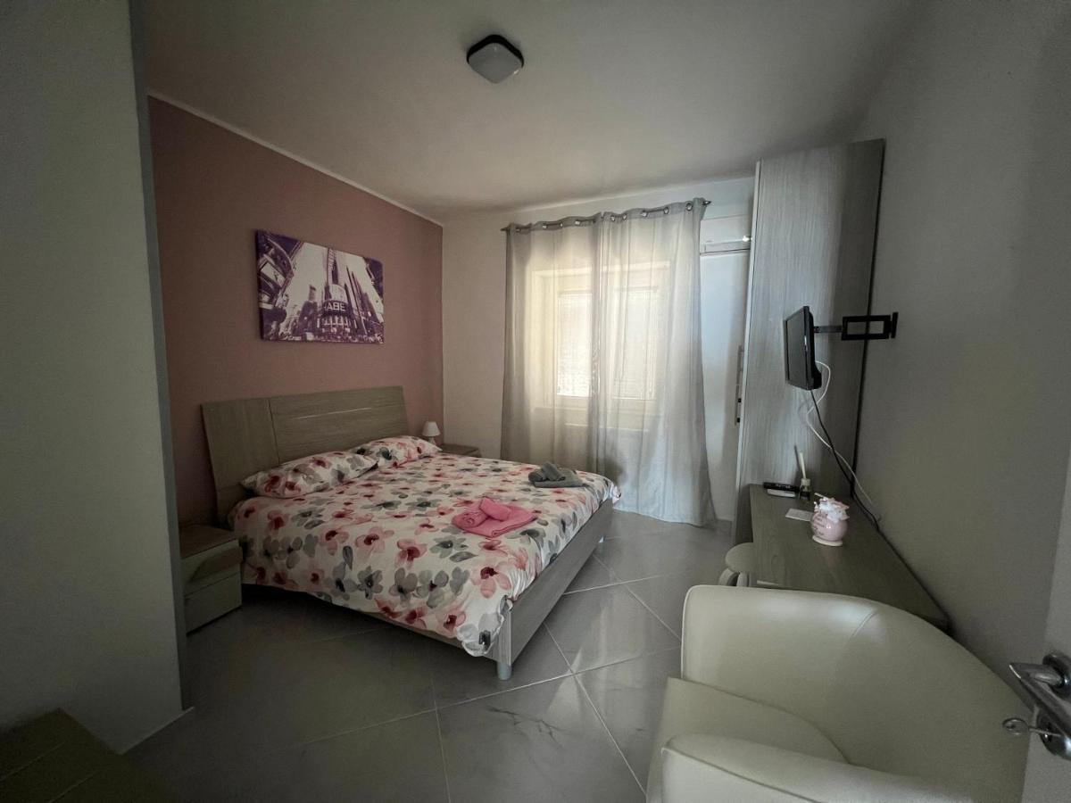 Villa Ludo A Zambrone Tropea Exterior foto